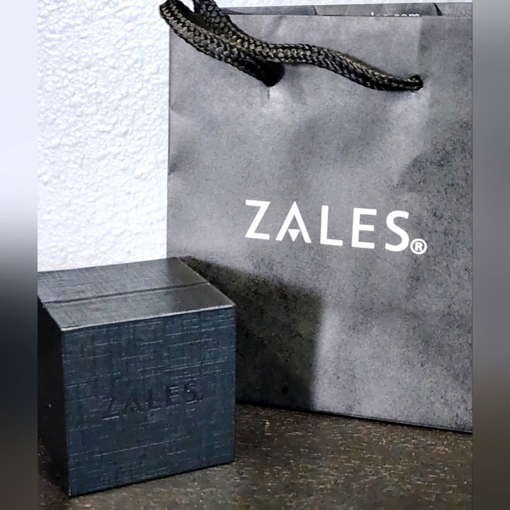 Zales jewelers black ring/necklace/ earing box with gift bag